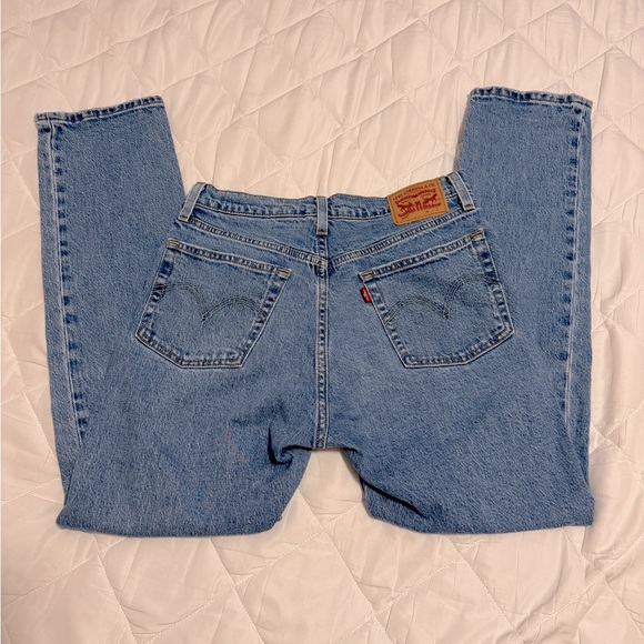 Like-New Levi’s Women’s 501 Jeans Summer 2021 Size 28W/30L - Picture 5 of 10